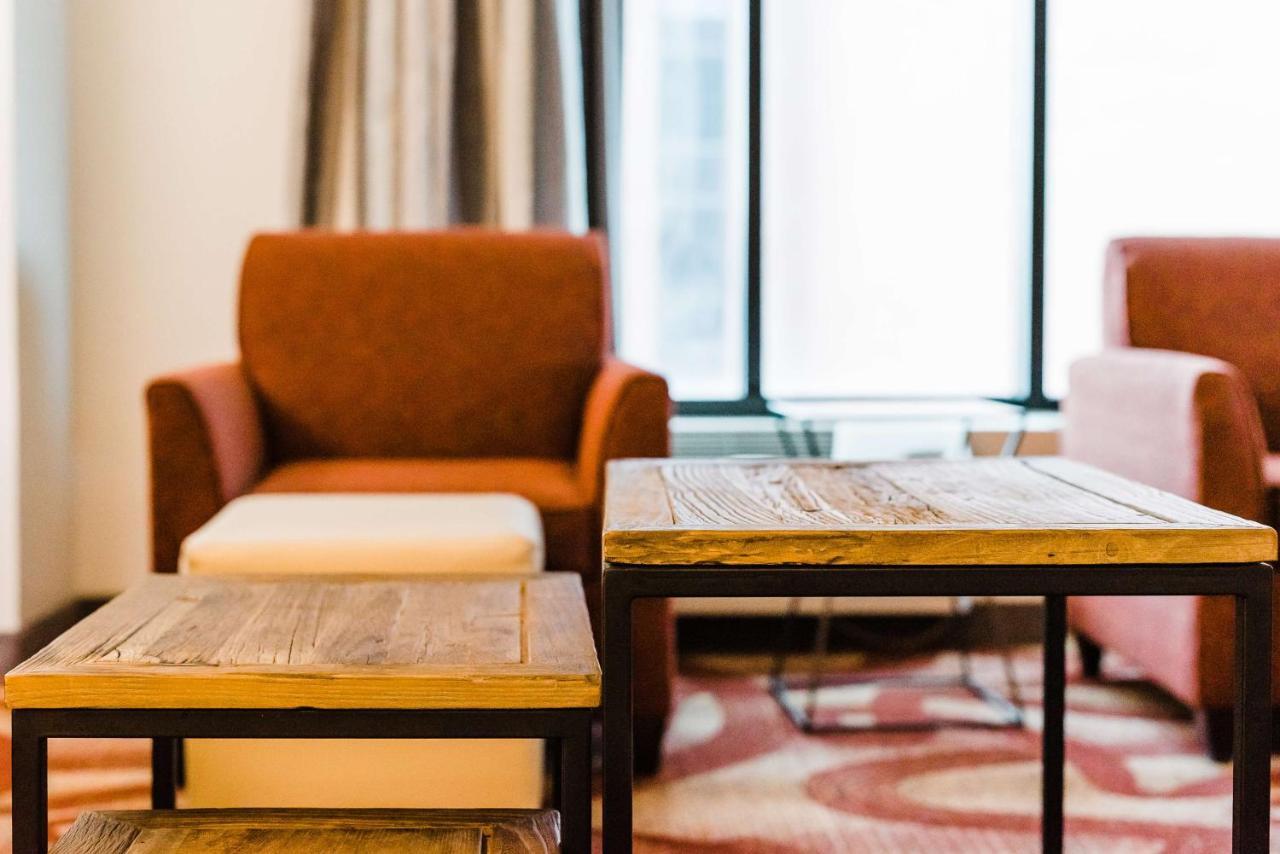 Radisson Hotel Denver-ออโรรา ภายนอก รูปภาพ