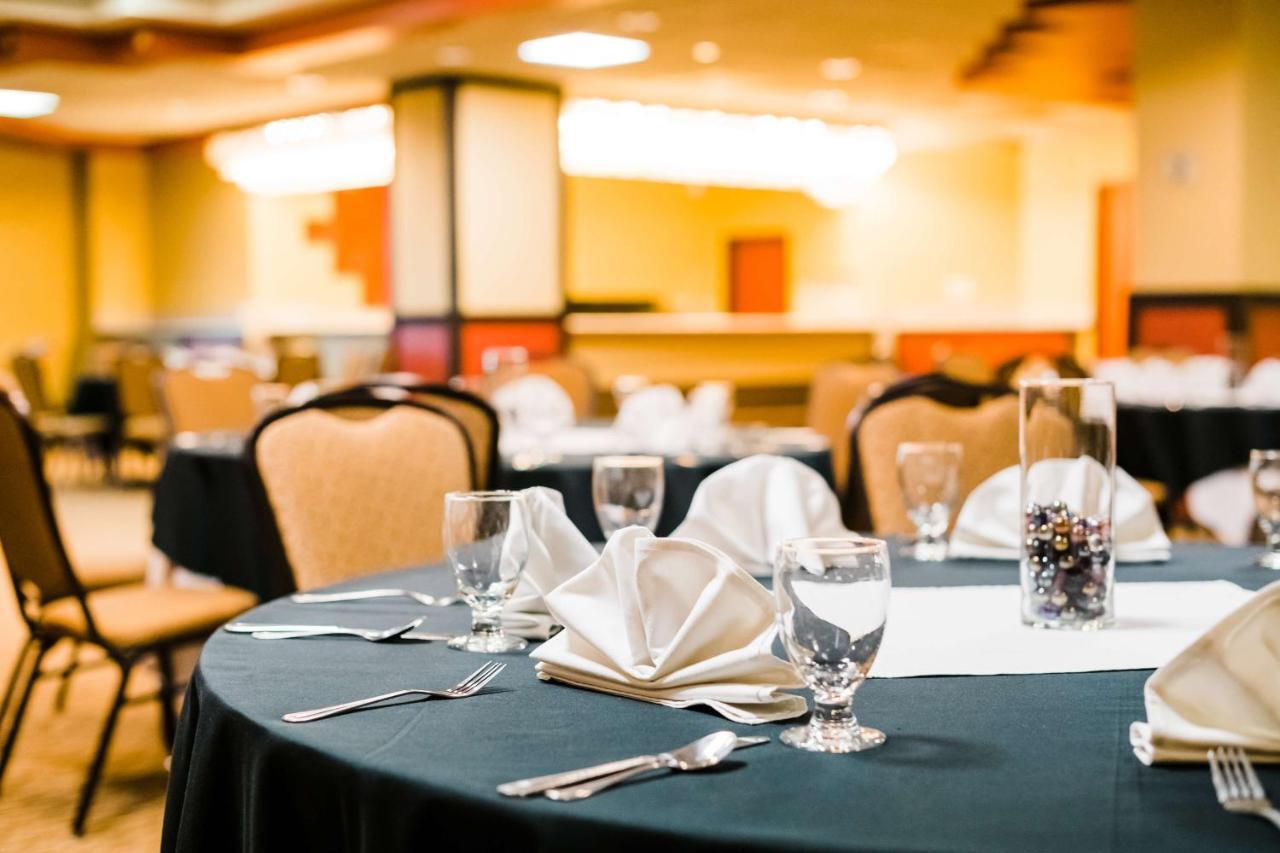 Radisson Hotel Denver-ออโรรา ภายนอก รูปภาพ